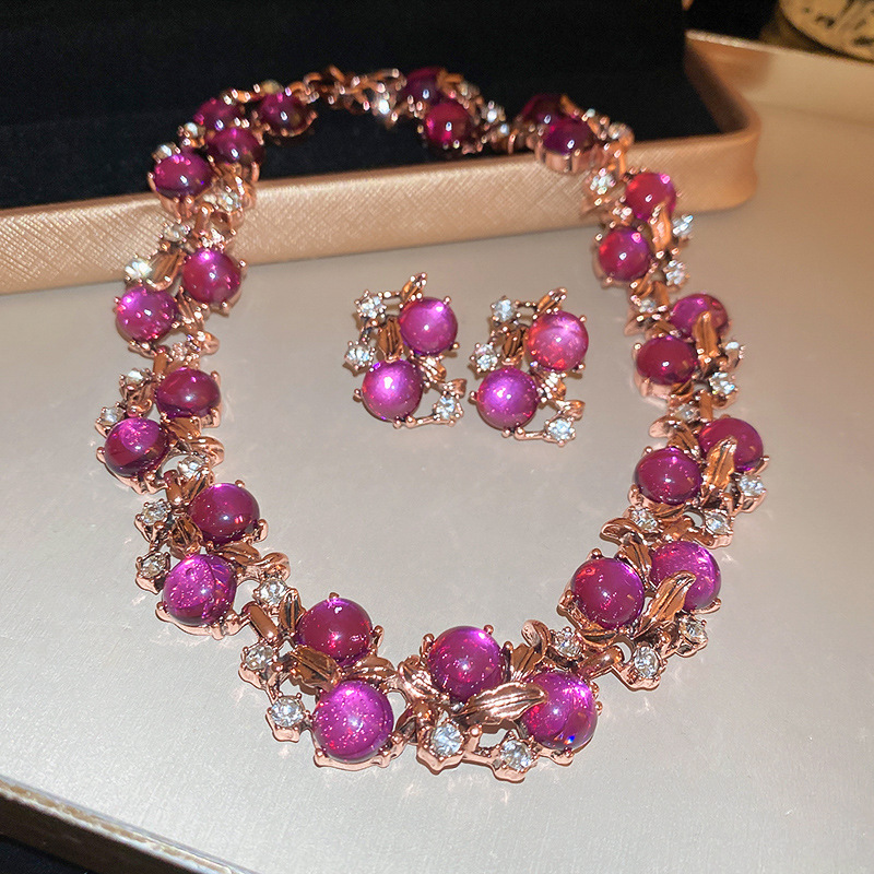 New Design Diamond Crystal Flower Pendant Vintage Necklace and Bracelet Set Chain Accessory for Women