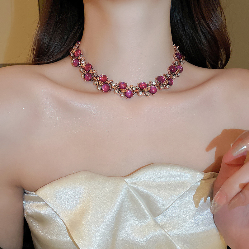 New Design Diamond Crystal Flower Pendant Vintage Necklace and Bracelet Set Chain Accessory for Women