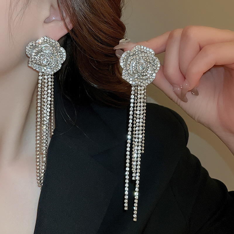 Silver Needle Diamond Flower Tassel Cold Style Fashion Luxury Accessory Rose Gold Necklace and Earrings Jewelry Set