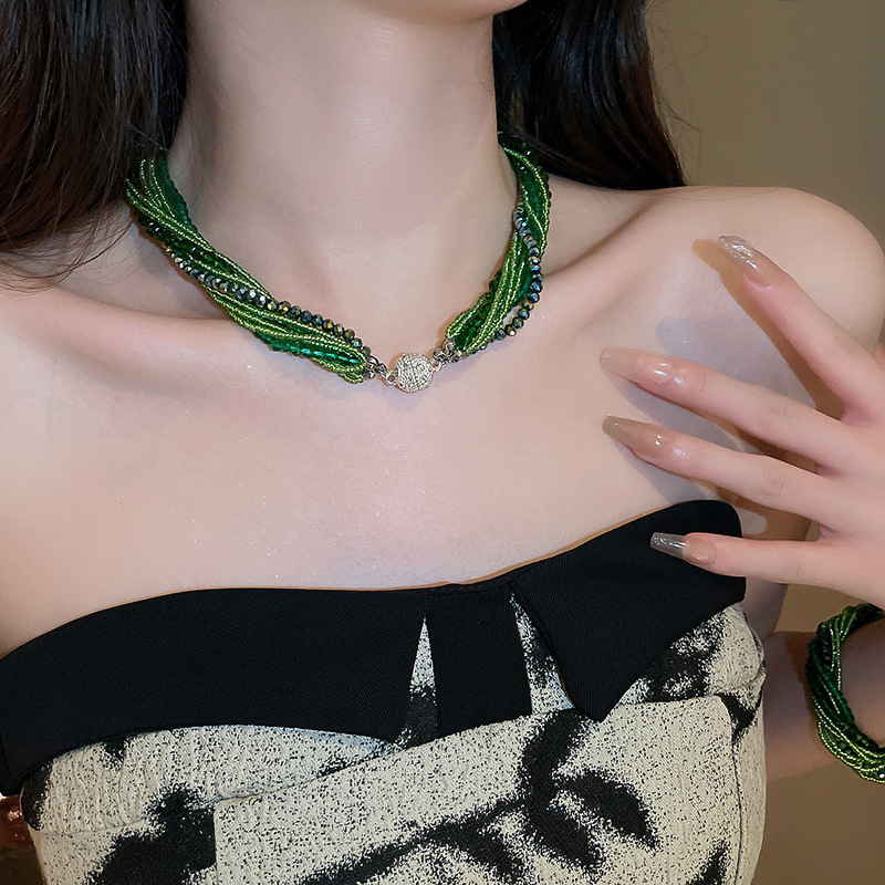 Fashion Women's Diamond Crystal Multilayer Bead Wound Artificial Crystal Necklace Fashionable and Elegant Charm Necklaces